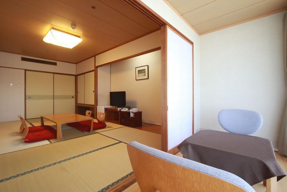 Fukuoka Sun Palace Hotel & Hall Bagian luar foto
